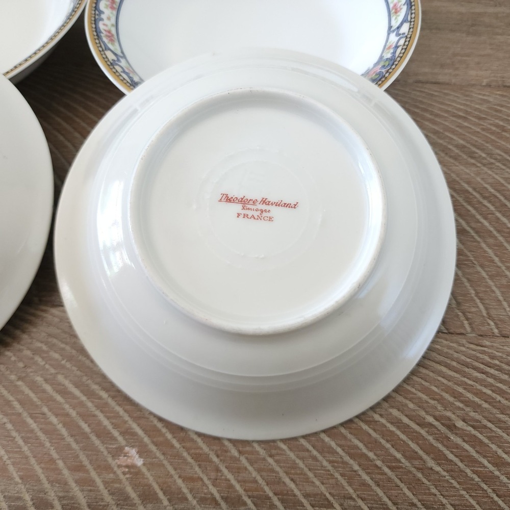 Set of 4 Theodore Haviland Troy Berry Bowls Limoges France - Picture 5 of 10